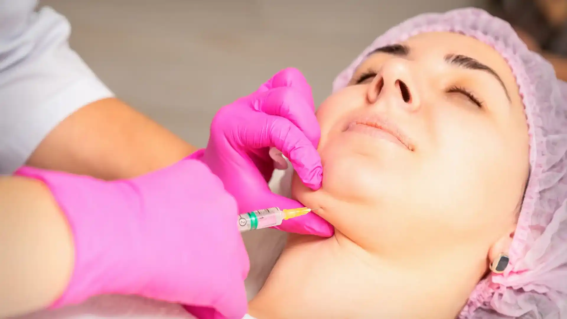 Double Chin Reduction by Whimsy Aesthetic Clinic